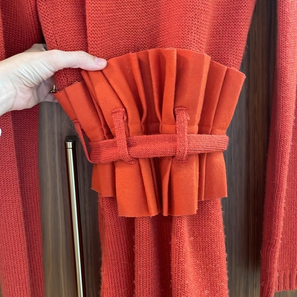 Unique mid-2000’s sweater coat in fun red orange color with waist detailing. - Picture 5 of 8